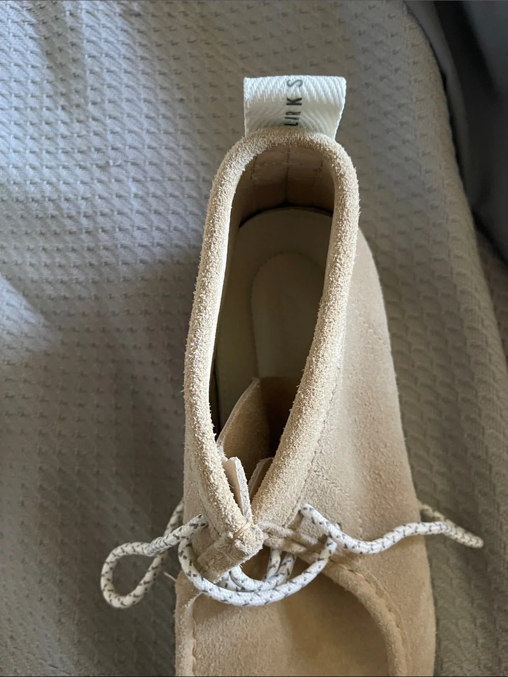 Clarks Men's Suede Chukka Boots in Light Tan